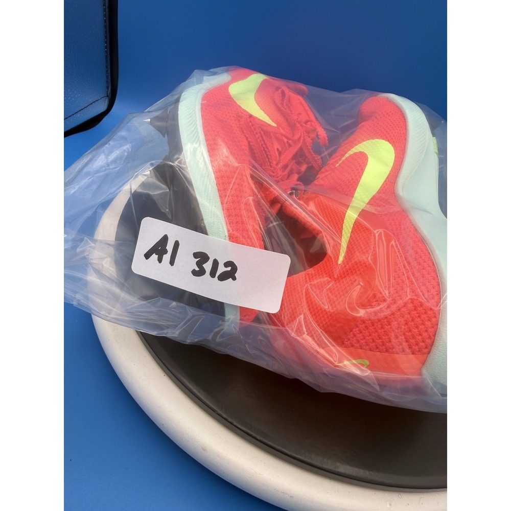 Nike Zoom Rival Distance Mens Sz 10.5 Crimson Barely Volt Track Shoes FZ9653-600 - Picture 10 of 10